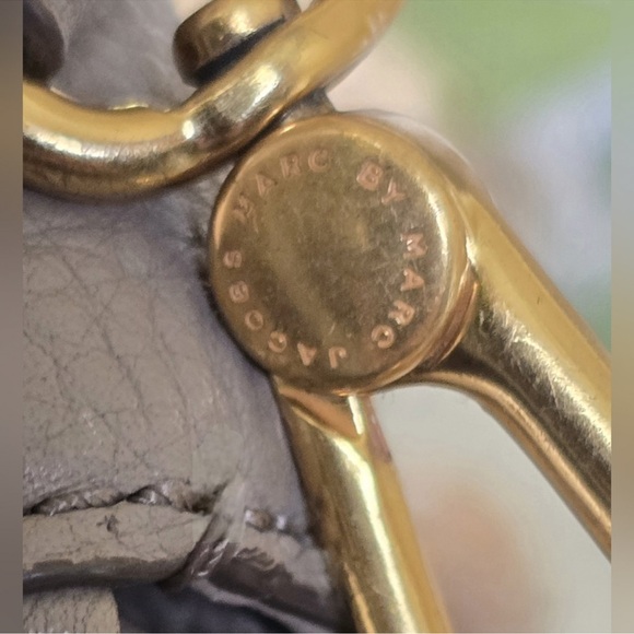 Marc By Marc Jacobs  Q Natasha Crossbody Gray - Picture 11 of 11